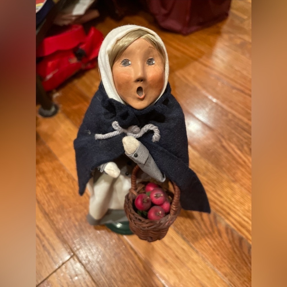 Byers Choice Carolers Woman or girl with a basket of apples in a Blue Cape